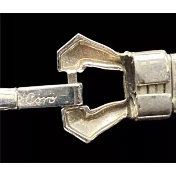 Signed Coro Vintage Pegasus Silver Choker and bracelet - Picture 3 of 12